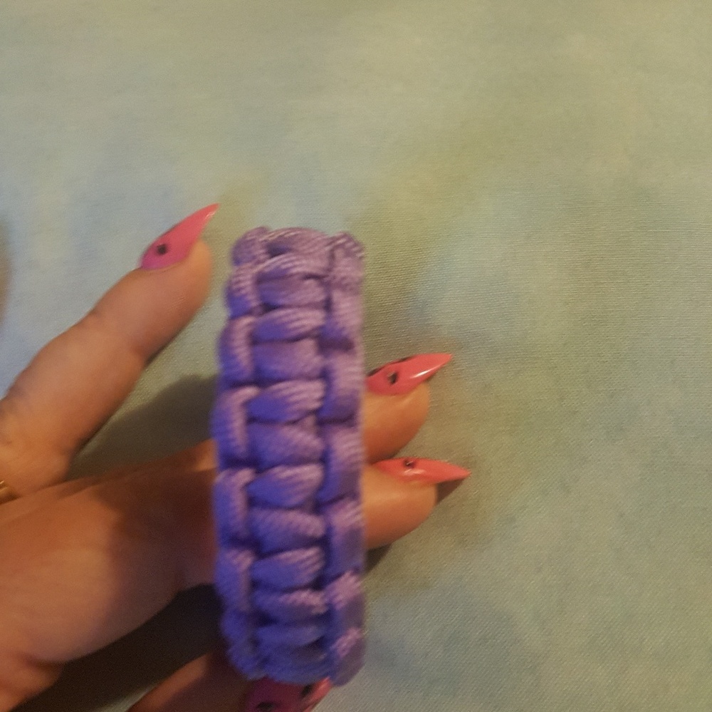 womens purple paracord bracelet